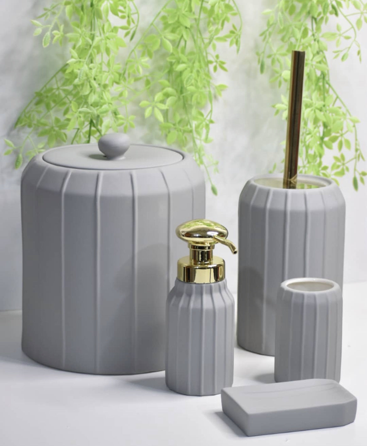 ACR Edith Bathroom Set Gray 5 Piece