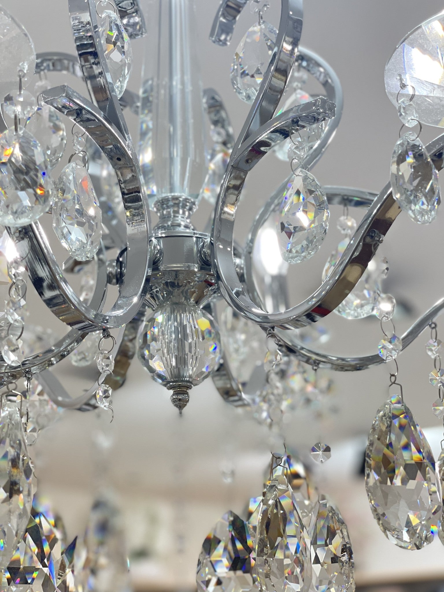 8-ARM SILVER CHANDELIER 5501-8