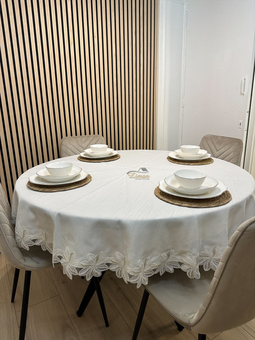 Artemis Tablecloth Cream 1 Piece